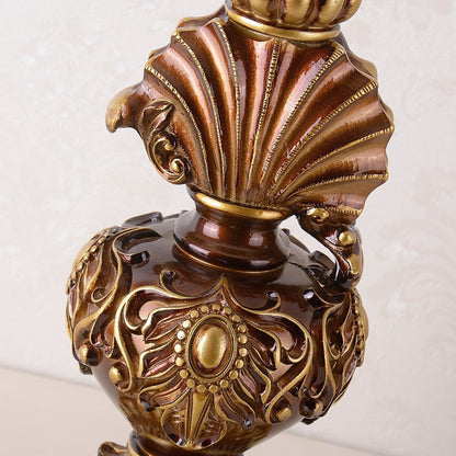 european-retro-table-lamp-4_b0858eee-ccac-44ab-9f7a-8776ec26edba.jpg